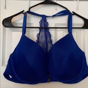 NWOT Cacique Plunge Bra w/Lace Back